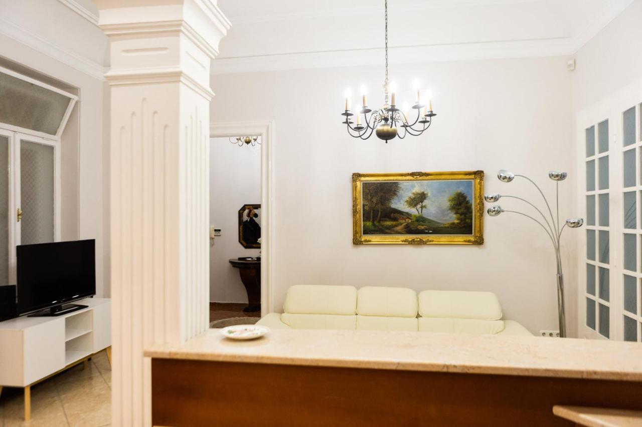 Luxury Downtown 3 Bedroom Apartment By Synagoge With Beautiful View Βουδαπέστη Εξωτερικό φωτογραφία