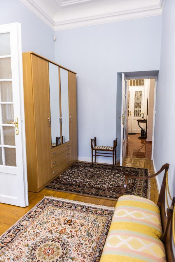Luxury Downtown 3 Bedroom Apartment By Synagoge With Beautiful View Βουδαπέστη Εξωτερικό φωτογραφία