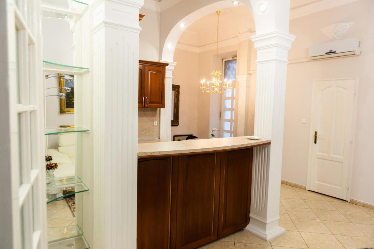 Luxury Downtown 3 Bedroom Apartment By Synagoge With Beautiful View Βουδαπέστη Εξωτερικό φωτογραφία